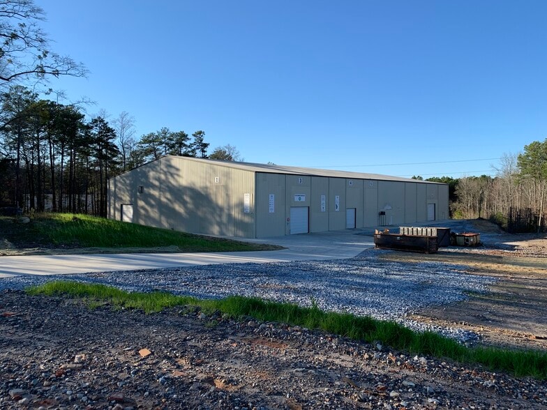 Primary Photo Of 4255 Roosevelt Hwy, Atlanta Manufacturing For Lease
