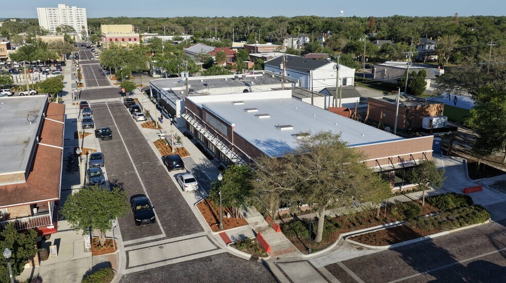 Primary Photo Of 201 Oak Ave, Sanford Storefront Retail Office For Lease