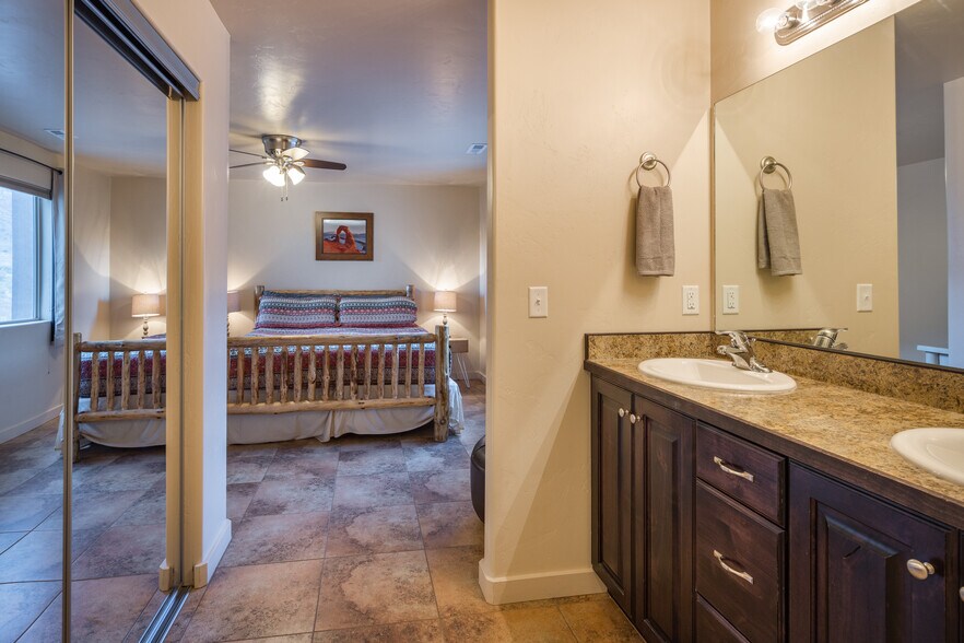 More Photos Of 3862 Desert Willow #9-A1 cir, Moab Specialty For Sale