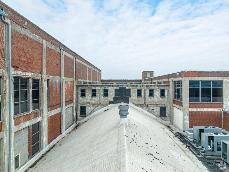 More Photos Of 2600 W 35th St, Chicago Warehouse For Lease