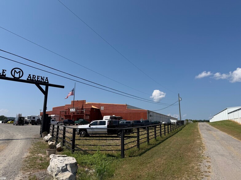 More Photos Of 145 Arena Dr, Cleveland Warehouse For Sale