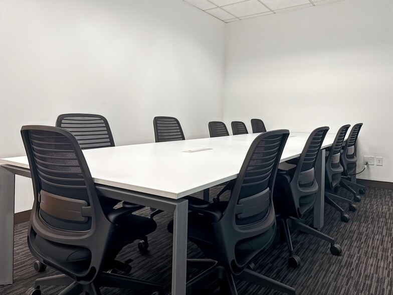 More Photos Of 12100 Wilshire Blvd, Los Angeles Office For Lease