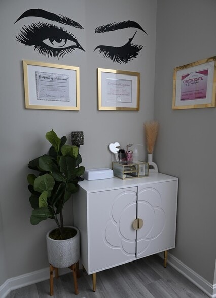 More Photos Of 1124 S Charles St, Baltimore Storefront Retail Residential For Lease