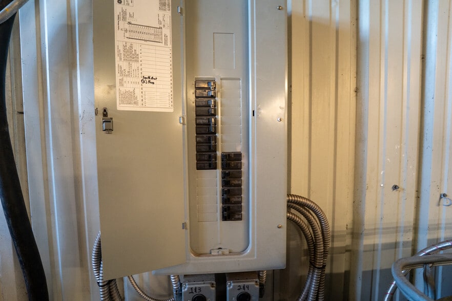 More Photos Of 78 Masters Dr, Saint Augustine Warehouse For Lease