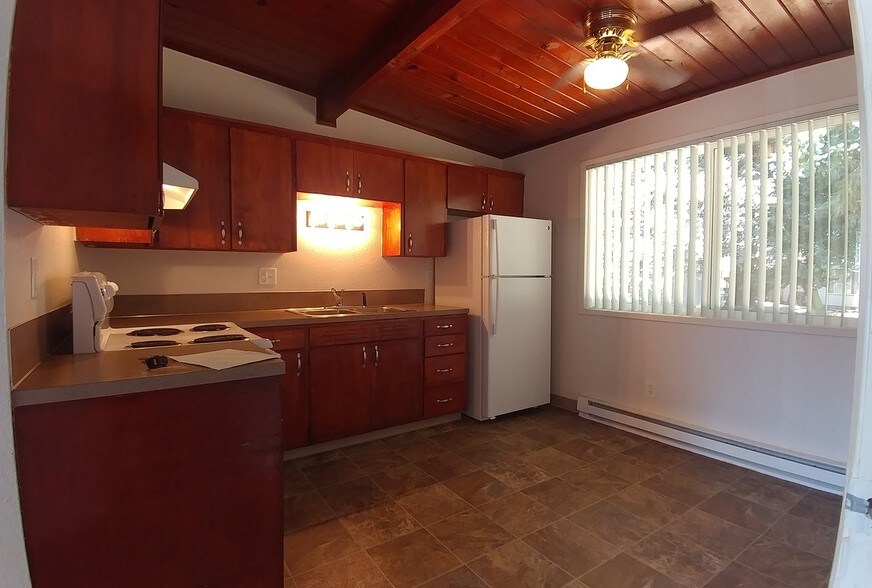 More Photos Of 3902 Gibbons St, Vancouver Apartments For Sale