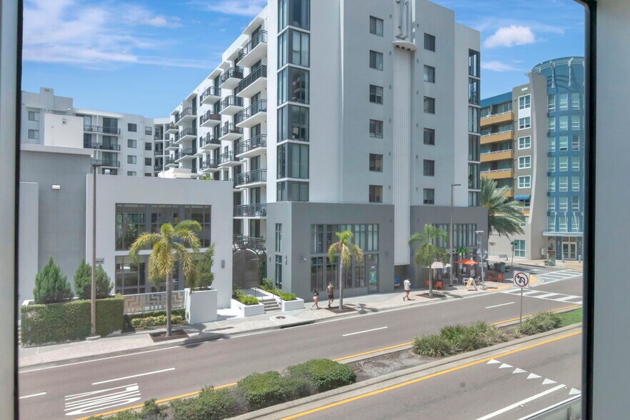 More Photos Of 1208 E Kennedy Blvd, Tampa Apartments For Sale