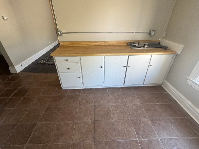 More Photos Of 1132 Monroe Ave, Rochester Freestanding For Sale