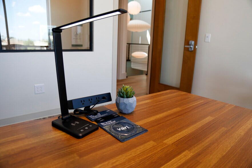 More Photos Of 4324 Mapleshade Ln, Plano Coworking Space