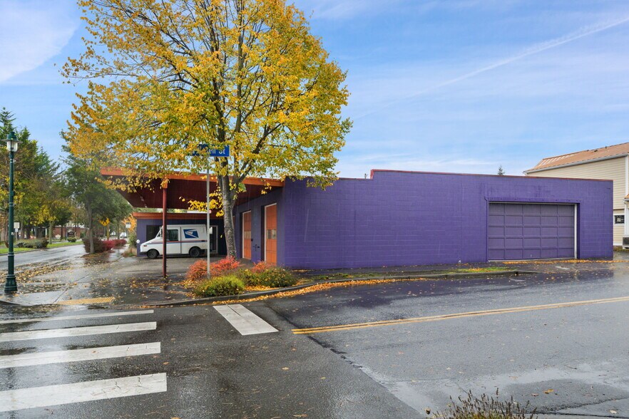 More Photos Of 209 S Sequim Ave, Sequim General Retail For Lease