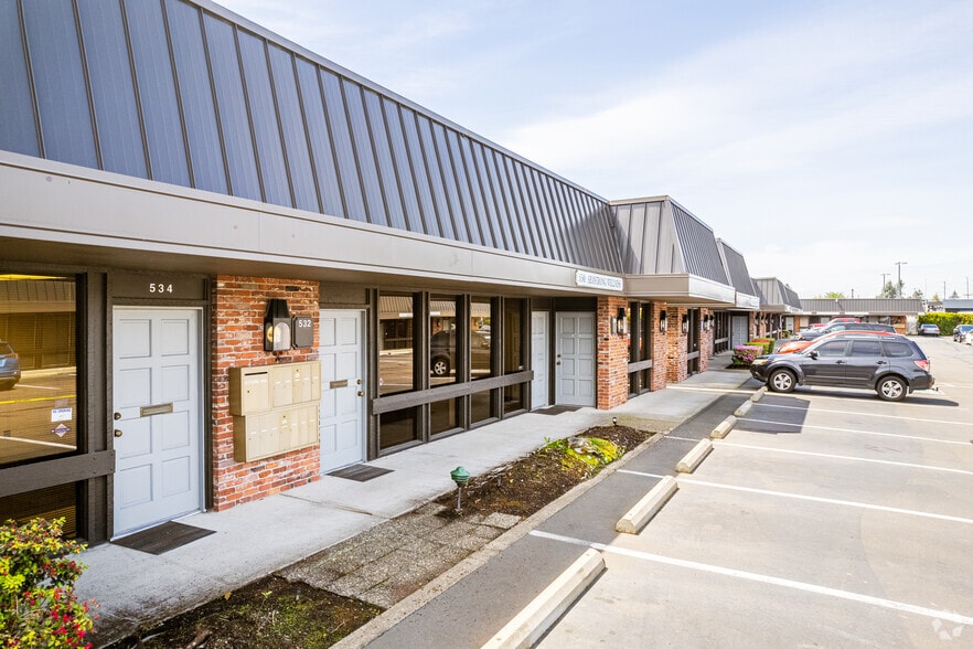 More Photos Of 3000 Market St NE, Salem Unknown For Lease