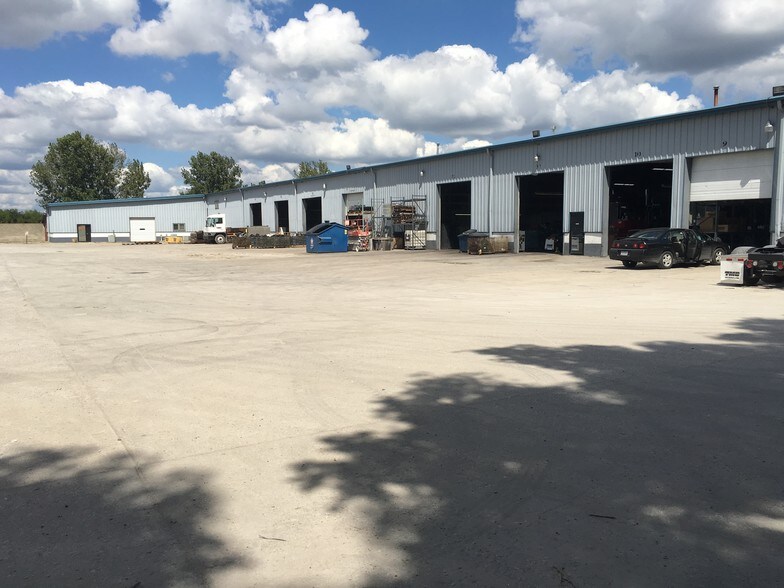 More Photos Of 1151 W Thompson Rd, Indianapolis Truck Terminal For Lease