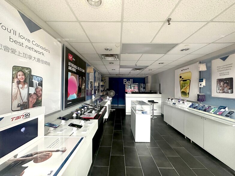 More Photos Of 8260 Westminster Hwy, Richmond Storefront For Sale