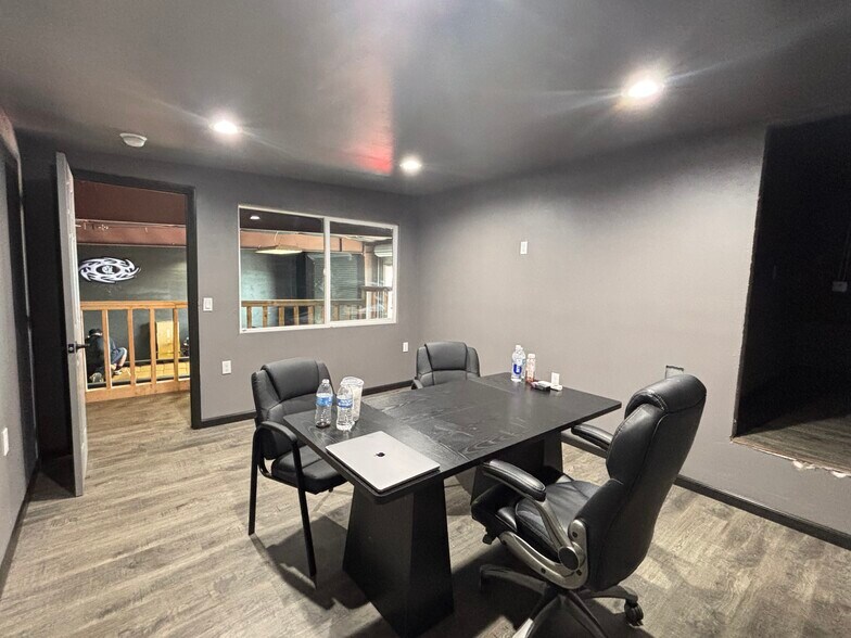 More Photos Of 1037 Enterprise Ave, San Jacinto Warehouse For Sale