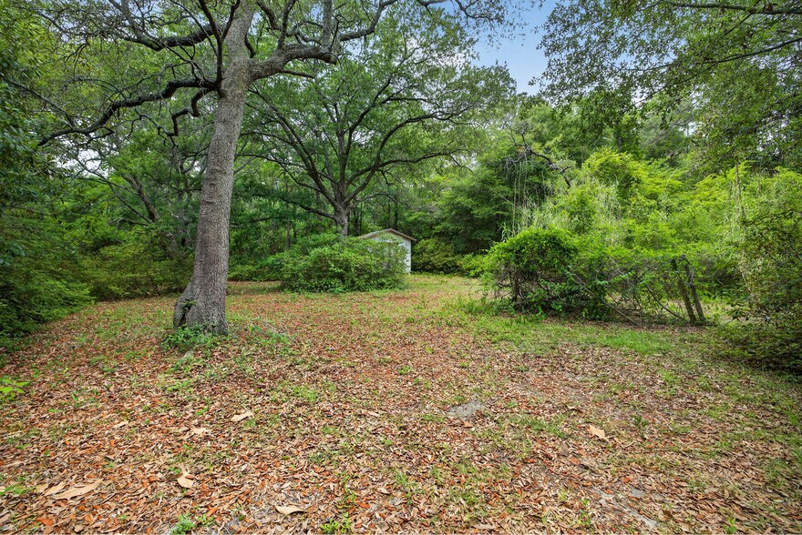 More Photos Of 2830 Worth Dr, Wilmington Land For Sale