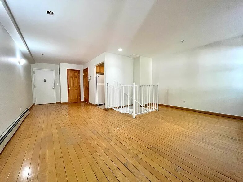More Photos Of 3074-3076 30th St, Astoria Apartments For Sale