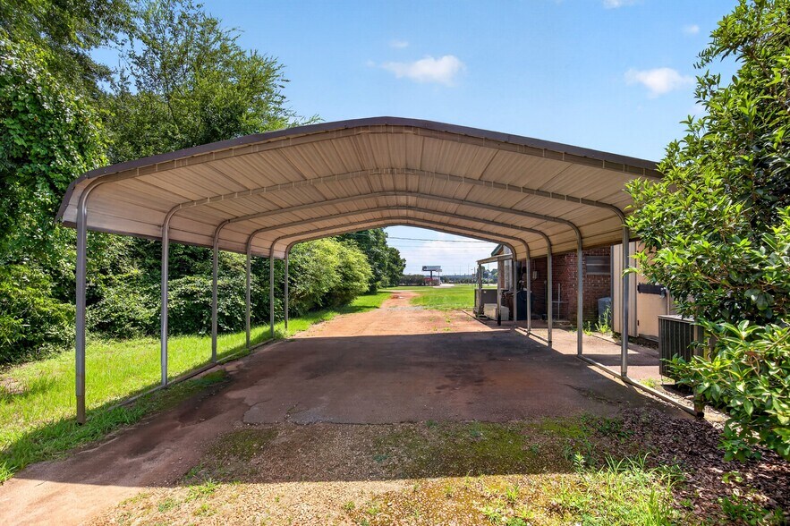 More Photos Of 1412 US-19 Hwy, Thomaston Healthcare For Sale