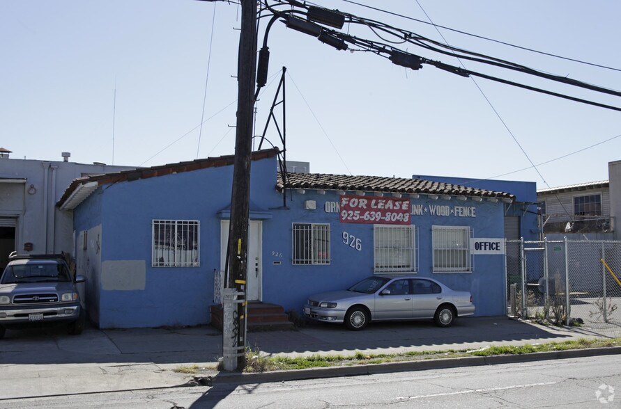 More Photos Of 926-928 High St, Oakland Warehouse For Lease