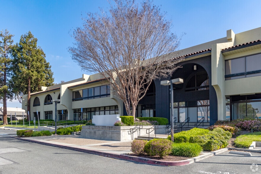 More Photos Of 2805 Bowers Ave, Santa Clara Unknown For Lease