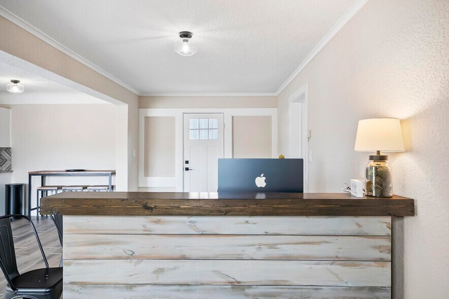 More Photos Of 2360 E Moody Blvd, Bunnell Industrial For Sale