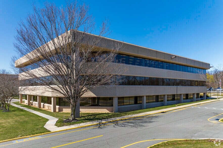 Primary Photo Of 123 Tice Blvd, Woodcliff Lake Office For Lease