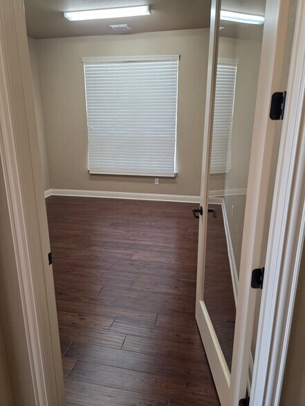 More Photos Of 8508 Precinct Line Rd, Colleyville Office For Lease