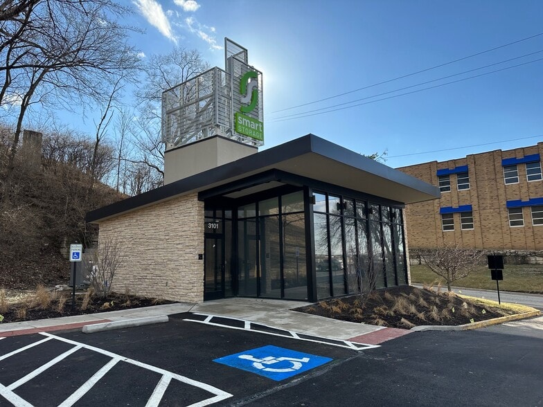 More Photos Of 3101-3150 Mercier St, Kansas City Warehouse For Lease