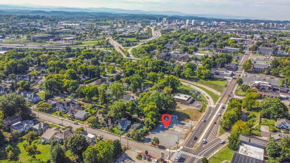 Primary Photo Of 1620 N Broadway St, Knoxville Land For Sale