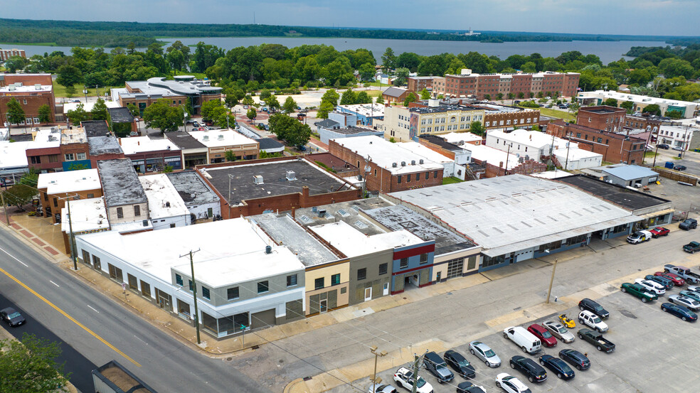 Primary Photo Of 207 Poythress Street, Hopewell Storefront Retail Office For Lease