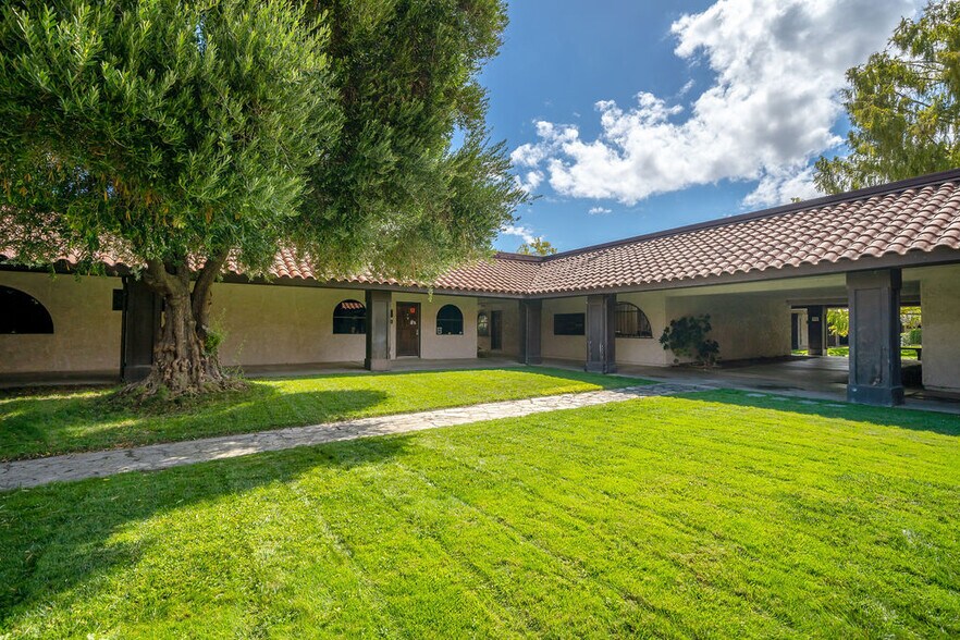 More Photos Of 1050 Las Tablas Rd, Templeton Medical For Lease