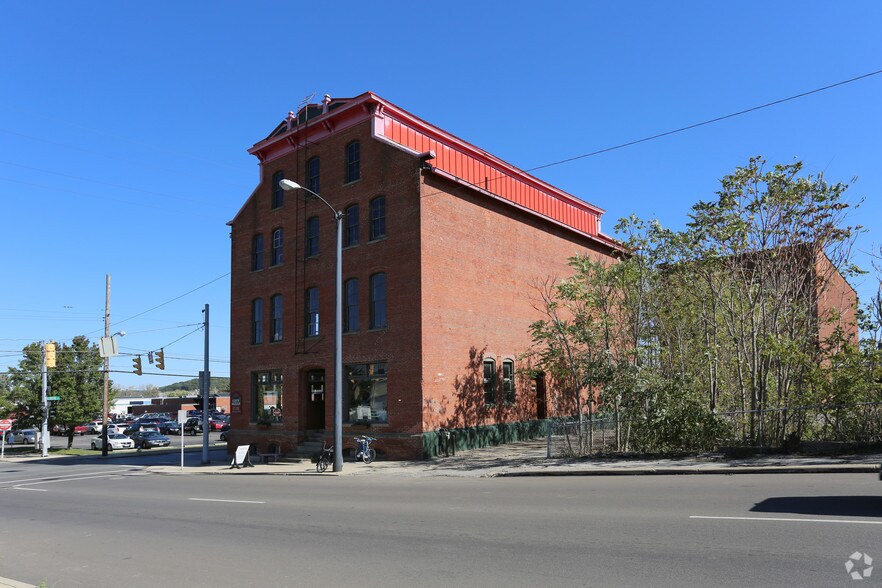 Primary Photo Of 160 N Main St, Mansfield Warehouse For Lease