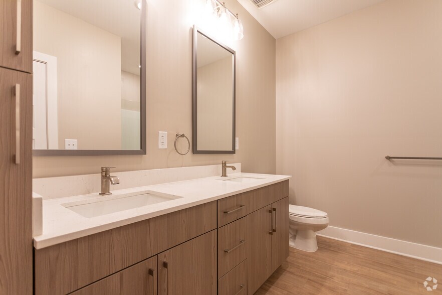 More Photos Of 222 S Main St, Mooresville Apartments For Lease