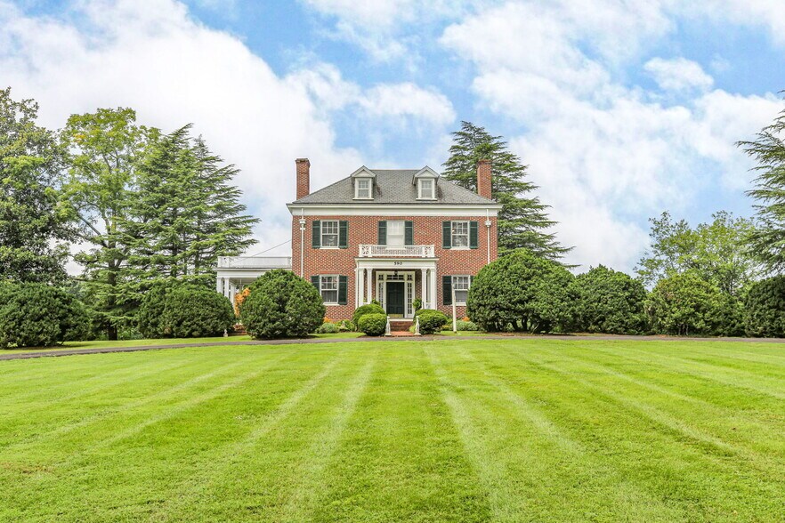 More Photos Of 590 N Madison Rd, Orange Land For Sale