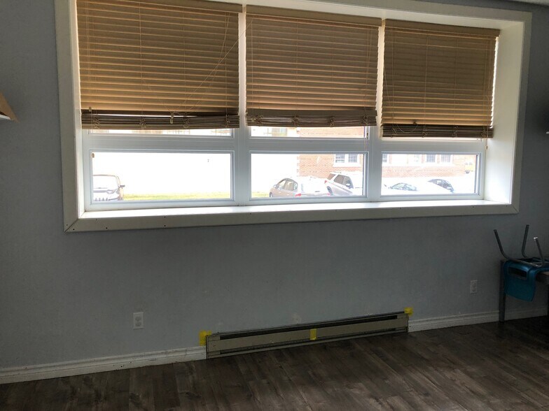 More Photos Of 607 St. George Blvd, Moncton Office For Sale