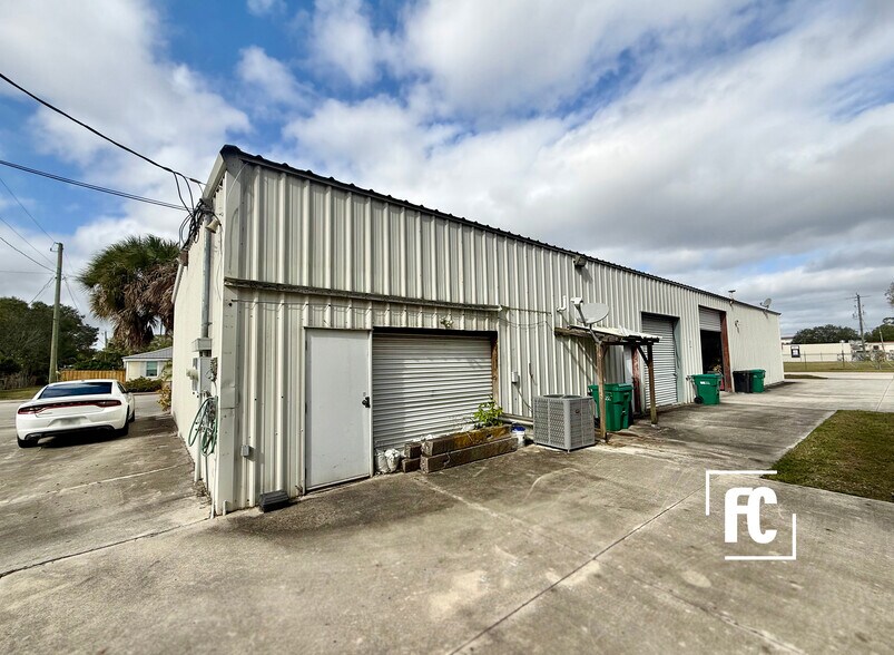 More Photos Of 200 SW 3rd Ave, Okeechobee Freestanding For Sale