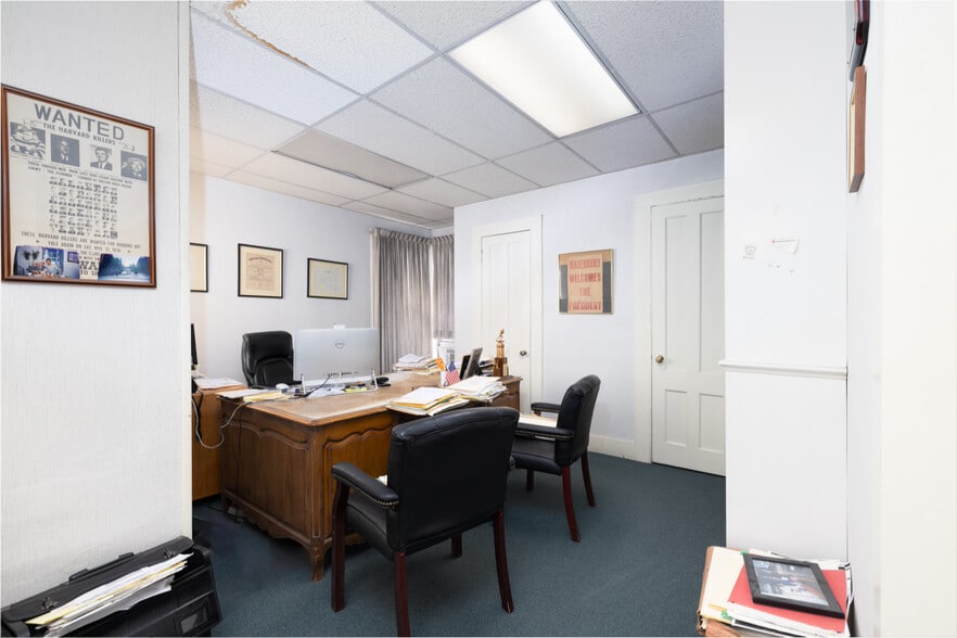 More Photos Of 59 Central Ave, Waterbury Office For Sale