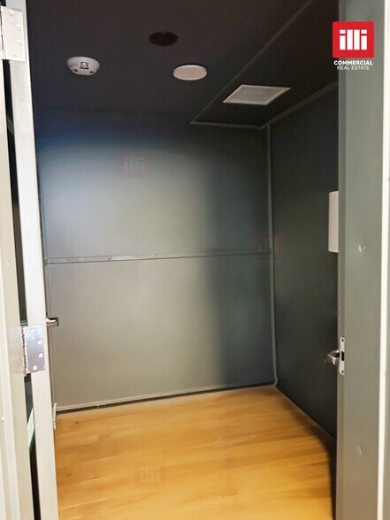 More Photos Of 7600 S Vermont Ave, Los Angeles Apartments For Lease