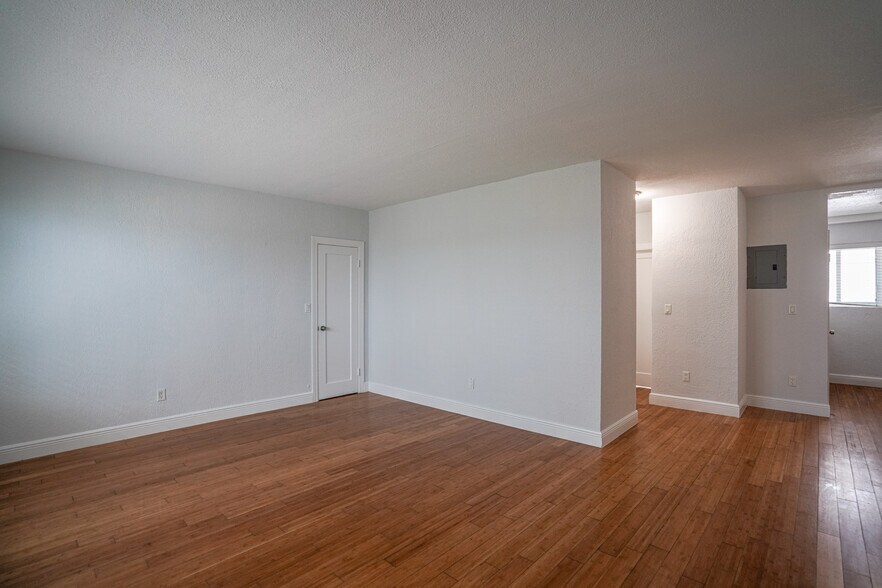 More Photos Of 7315-7325 Carlyle Ave, Miami Beach Apartments For Sale