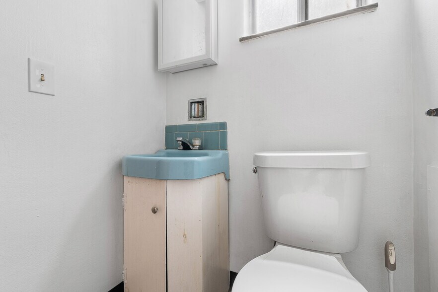 More Photos Of 552 Treeside Dr, Akron Apartments For Sale