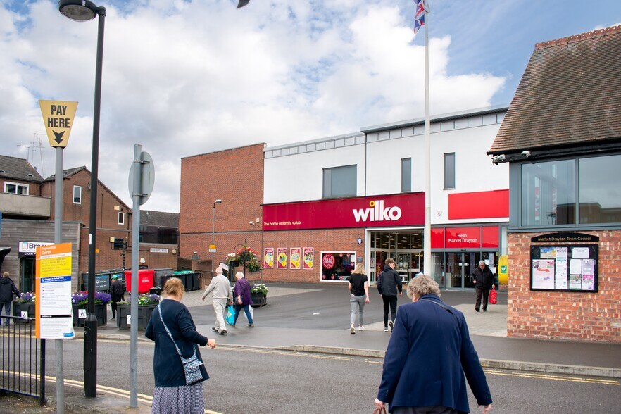 Frogmore Rd, Market Drayton TF9 3AX Storefront For Sale