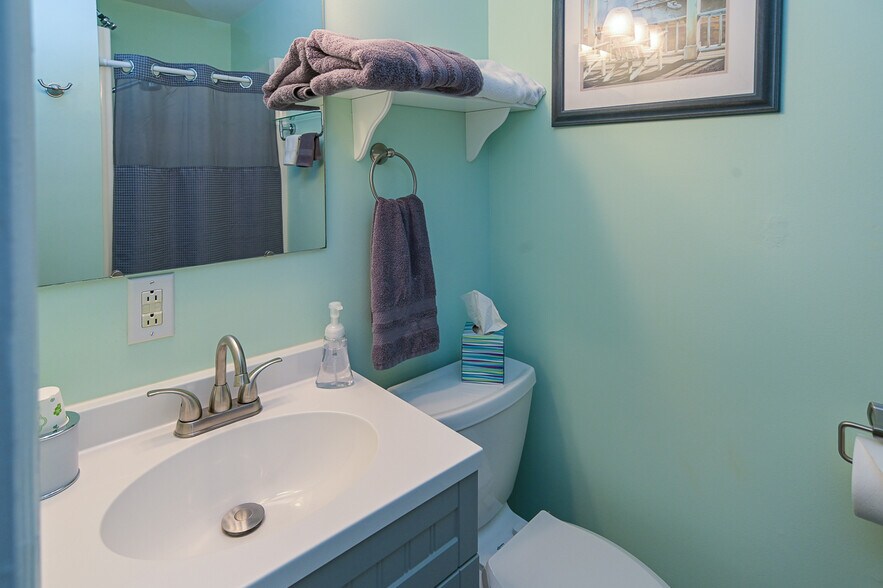 More Photos Of 799 Whitthorne St, Shelbyville Hospitality For Sale