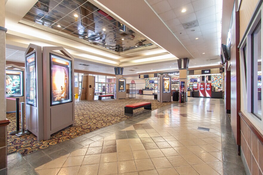 More Photos Of 2111 E University Dr, Auburn General Retail For Sale