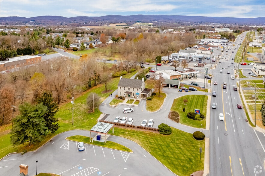 More Photos Of 1700 Rosemont Ave, Frederick Bank For Sale