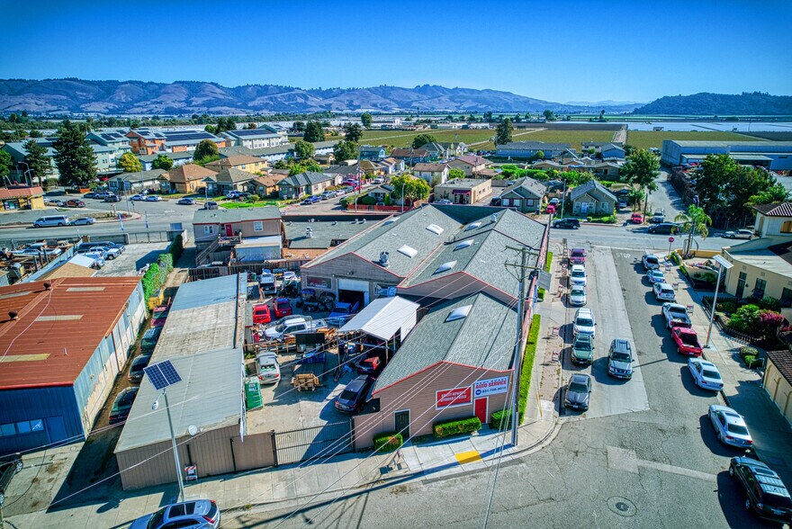 More Photos Of 74-82 Porter Dr, Watsonville Warehouse For Sale