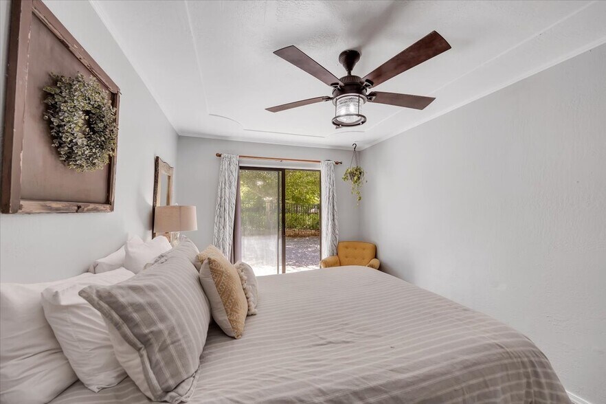 More Photos Of 22732 Middle Camp rd, Sonora Hotel For Sale