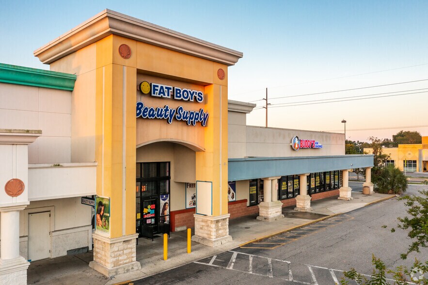 More Photos Of 2211-2329 E Hillsborough Ave, Tampa Unknown For Lease