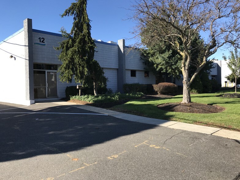 More Photos Of 12 Jules Ln, New Brunswick Warehouse For Lease