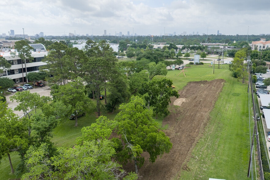More Photos Of 7022 Old Katy Rd, Houston Flex For Sale