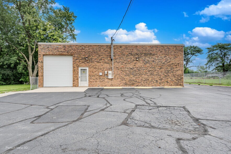 More Photos Of 1036 Sard Ave, Montgomery Warehouse For Lease