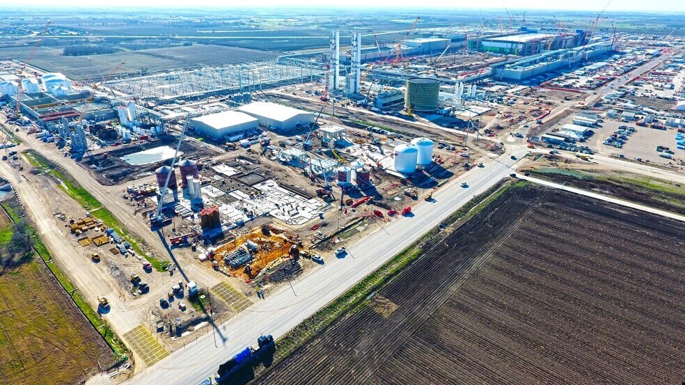 More Photos Of 633 County Road 401, Taylor Land For Sale