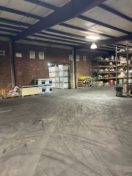 More Photos Of 6354 Warren Dr, Norcross Distribution For Sale